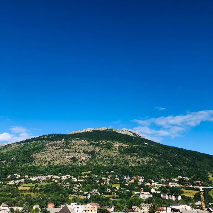 Comme A La Maison A La Montagne Briançon Eksteriør bilde